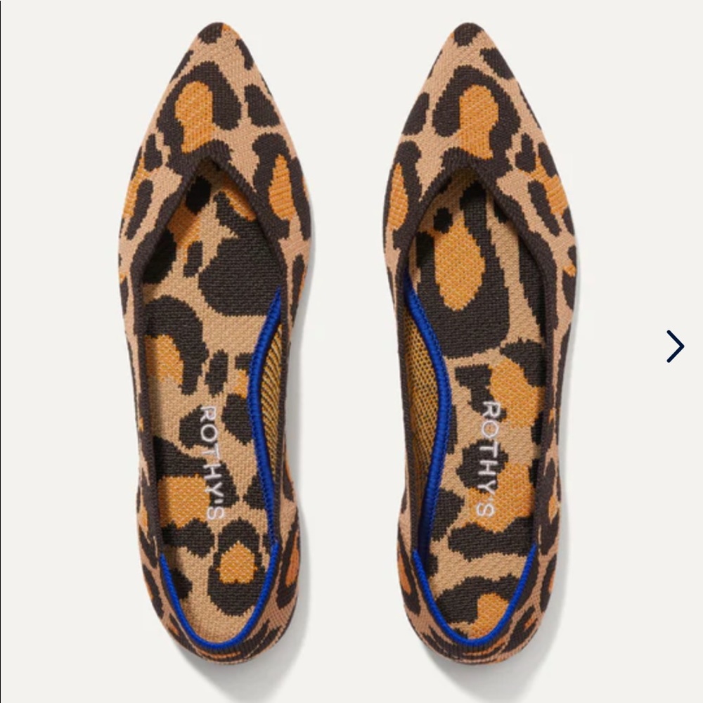 Rothys Big Cat Point Size 5 - Picture 2 of 10